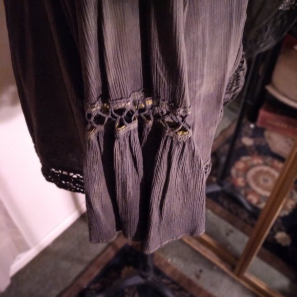 Tunic Top - Picture 2 of 2